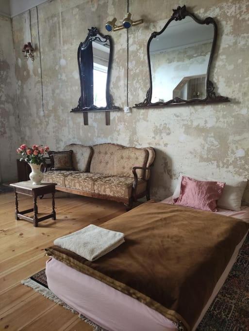 Schoeneberg Holiday Flat & Art Gallery Berlin Ngoại thất bức ảnh