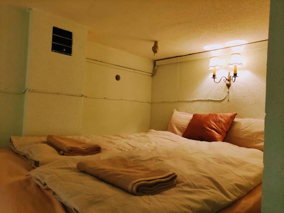 Schoeneberg Holiday Flat & Art Gallery Berlin Ngoại thất bức ảnh