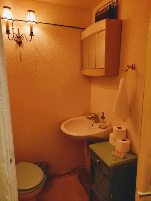 Schoeneberg Holiday Flat & Art Gallery Berlin Ngoại thất bức ảnh