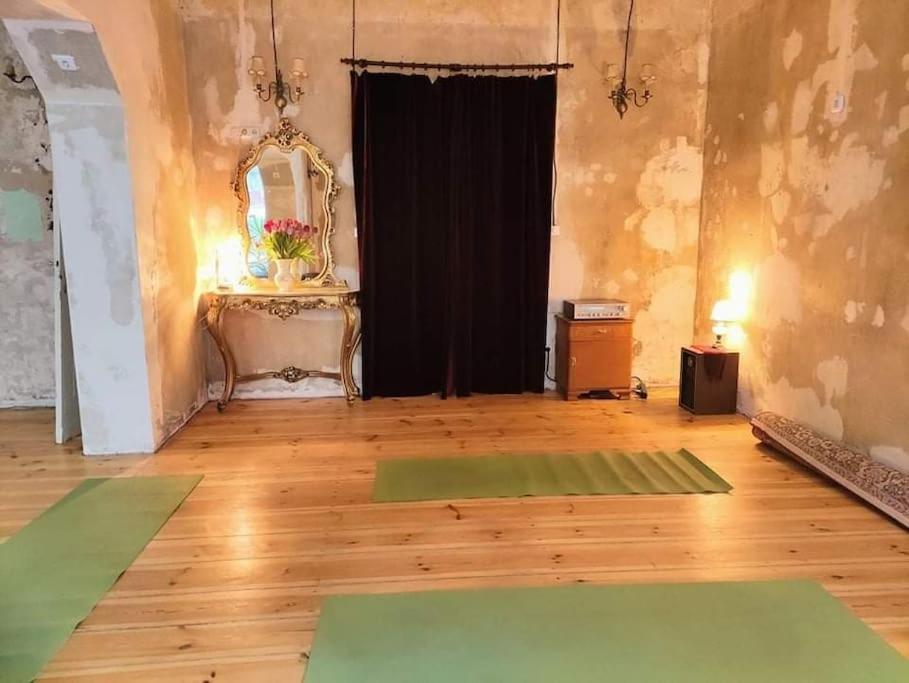Schoeneberg Holiday Flat & Art Gallery Berlin Ngoại thất bức ảnh
